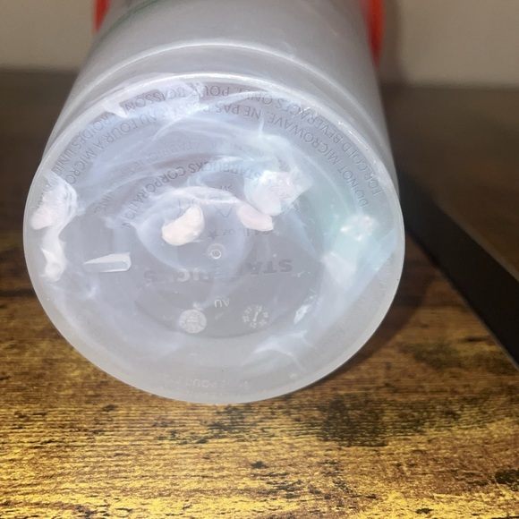 Starbucks reusable cold beverage cup - Picture 3 of 6